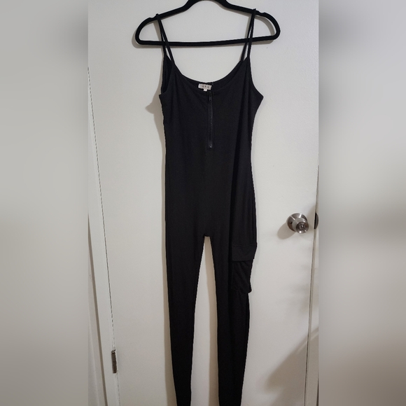 Gray & Black Jumpsuits - Picture 2 of 3